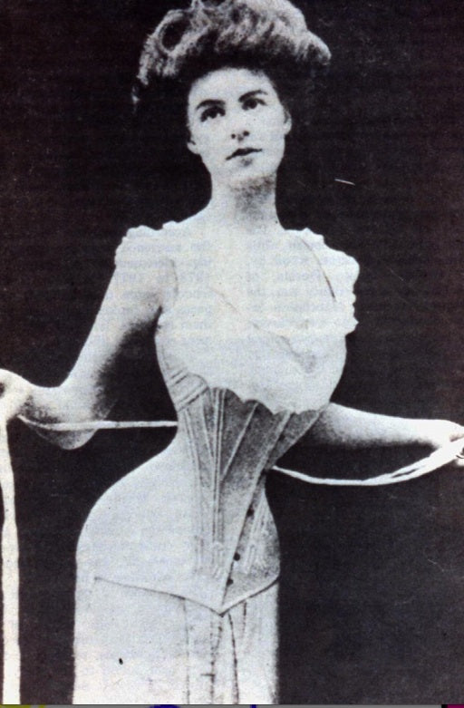 corset cleavage fashion